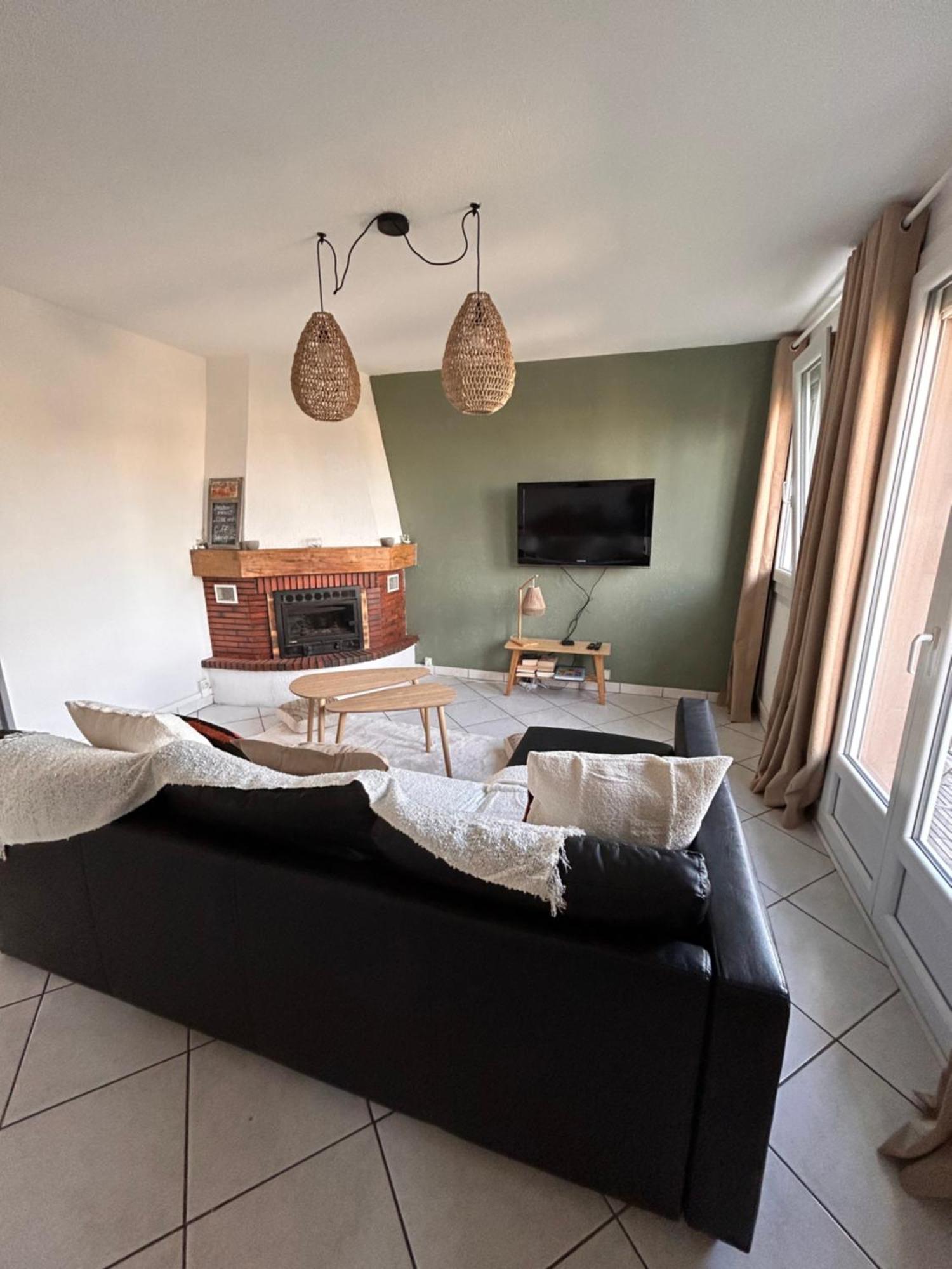 La Belle Escale Apartment แบลฟอร์ ภายนอก รูปภาพ